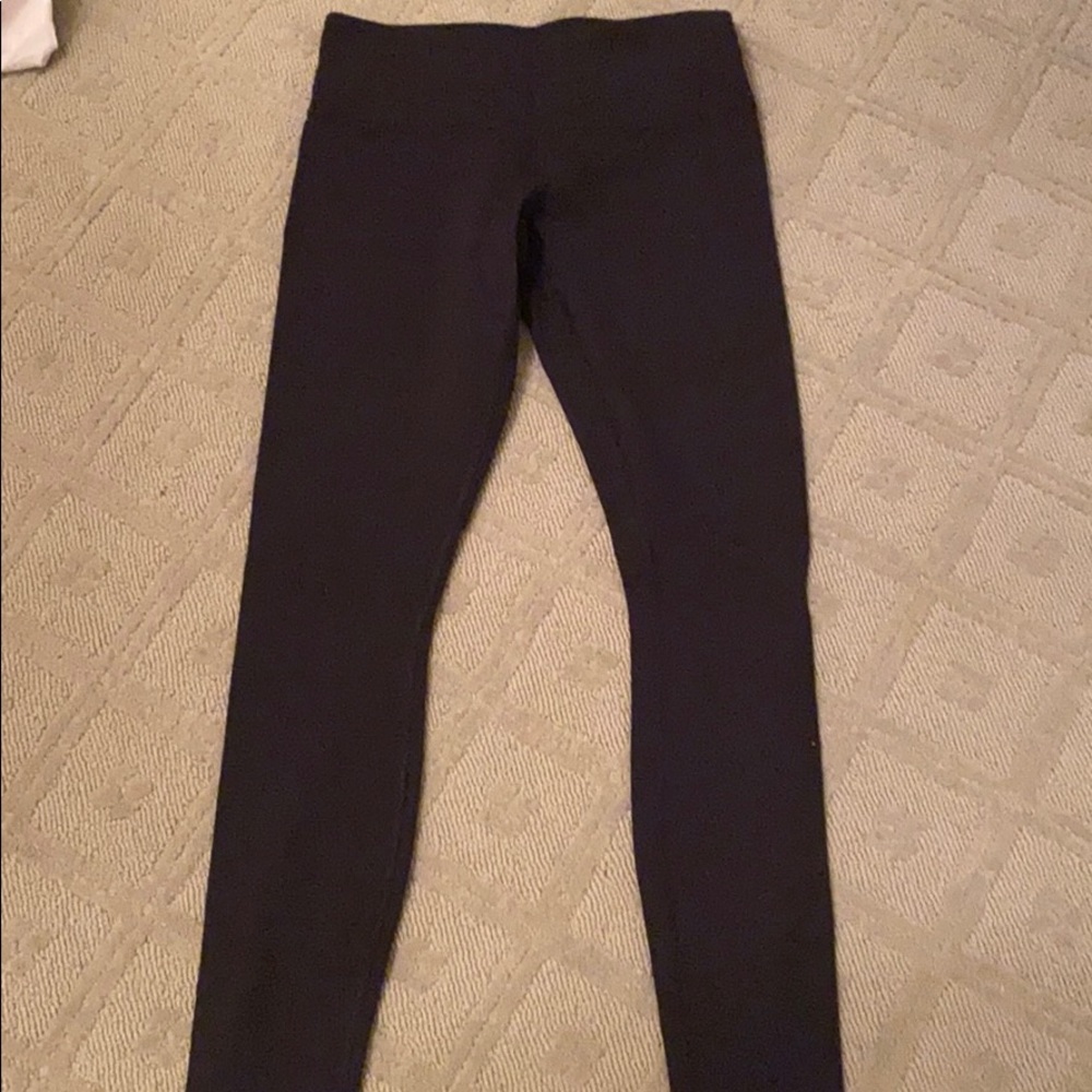Lululemon black ankle leggings